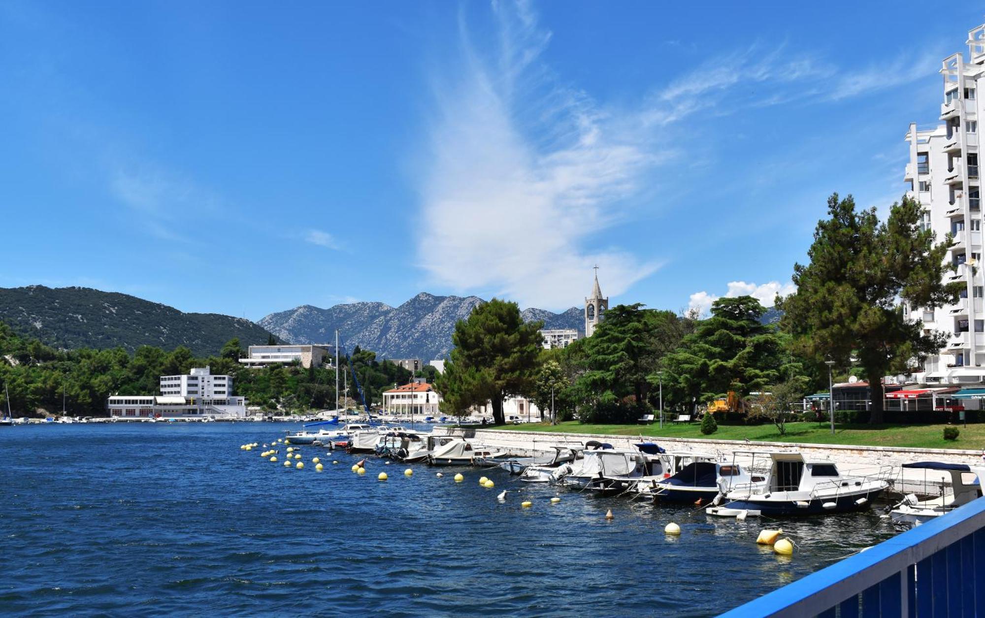 Hotel Tolero Плоче Экстерьер фото